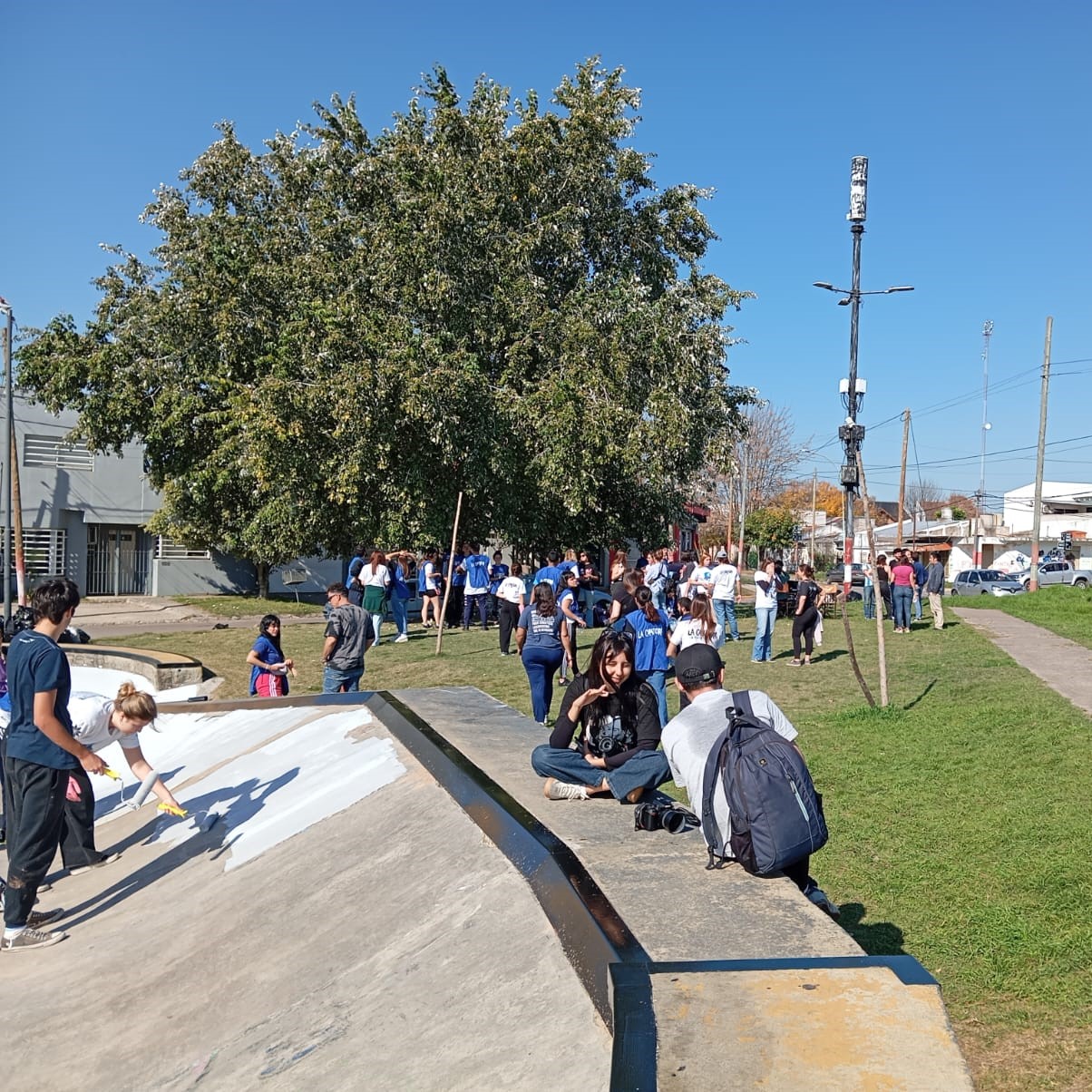 Encuentro de solidario de La Cámpora en la Plaza de Skate