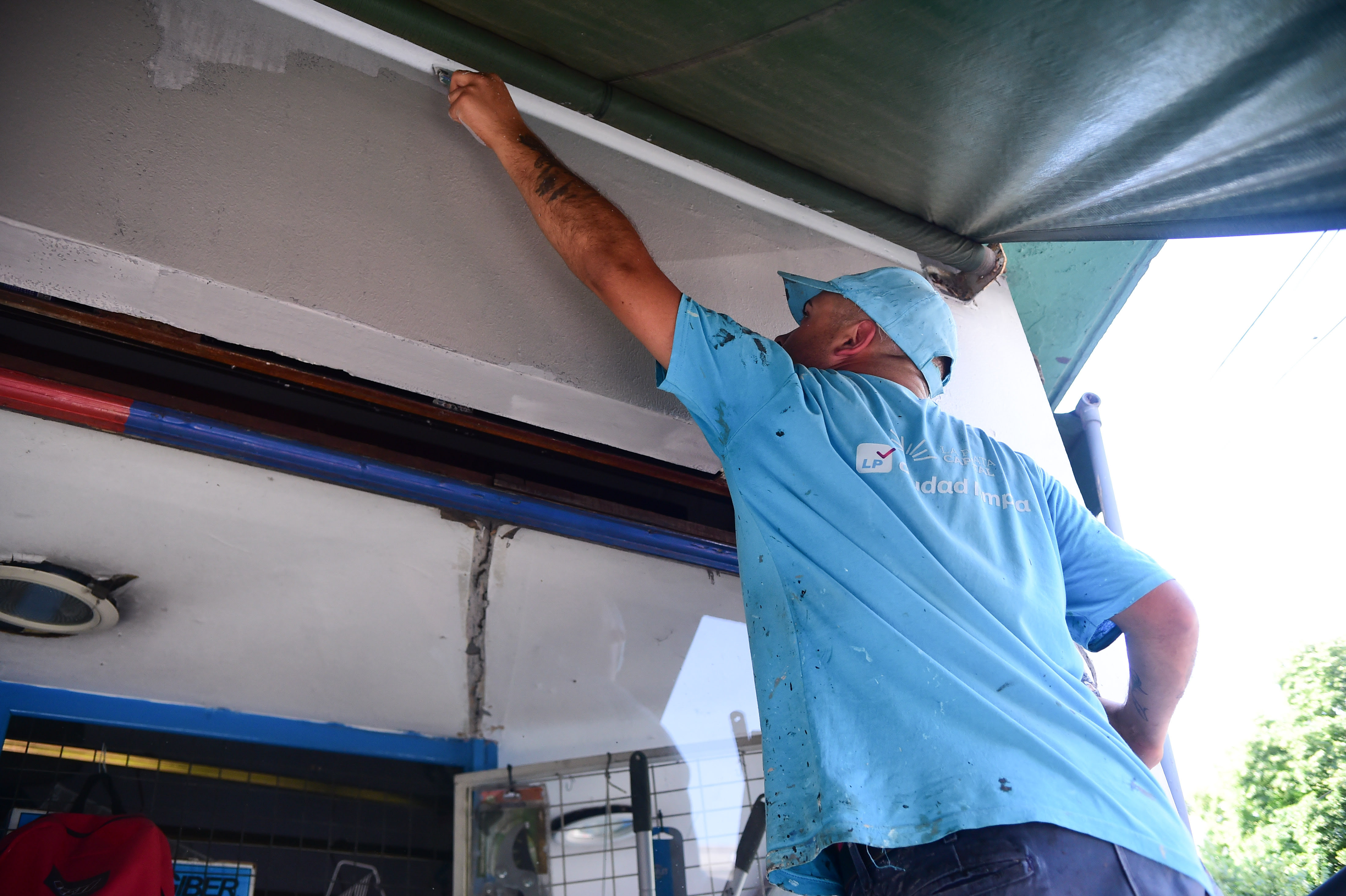 La Municipalidad realizó nuevas mejoras en instituciones, comercios, viviendas y mobiliario