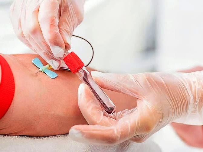 Colecta solidaria de sangre en Barrio Jardín