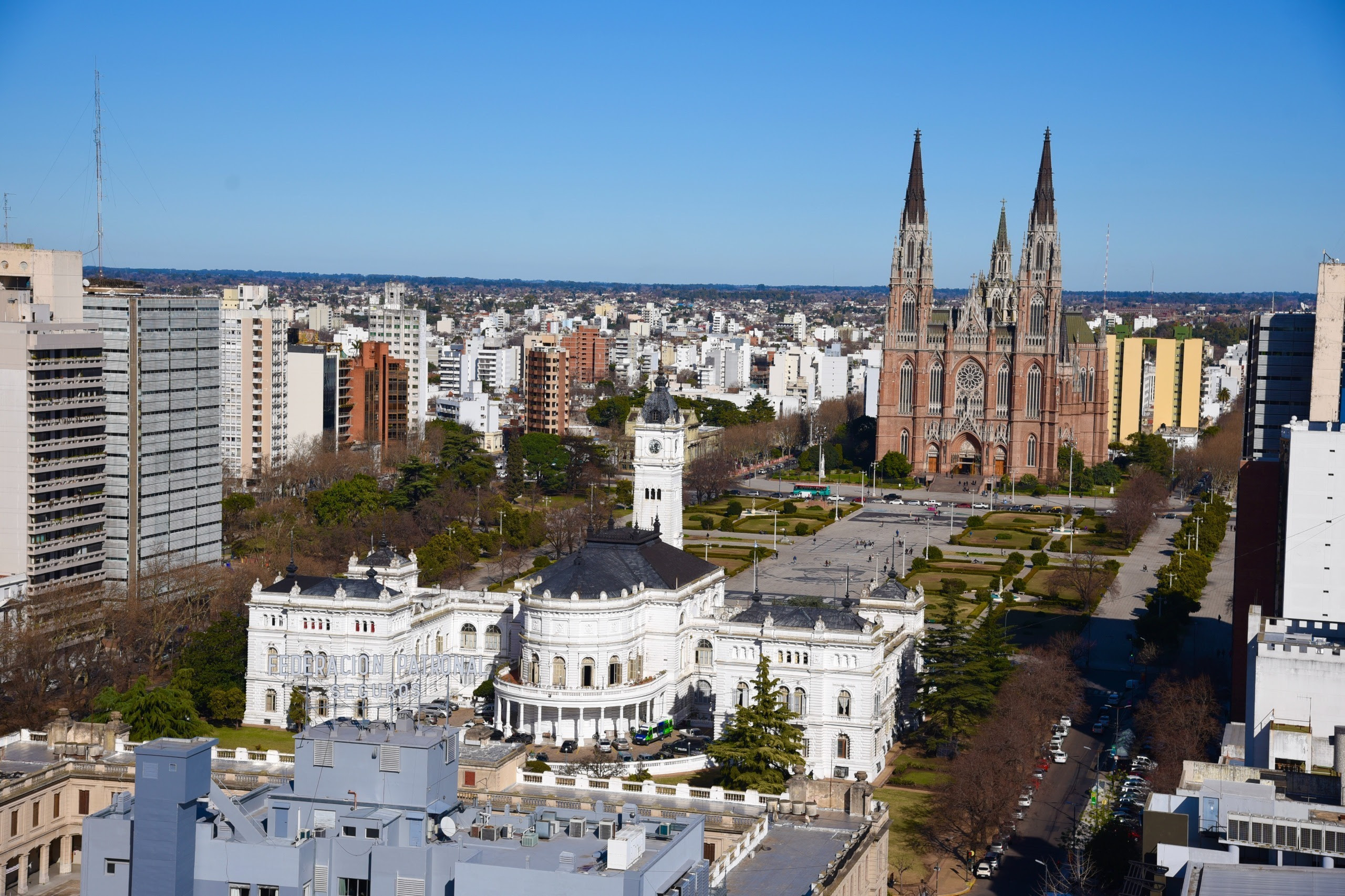 Vacaciones de invierno: la Municipalidad ofrece recorridos guiados gratuitos para descubrir La Plata