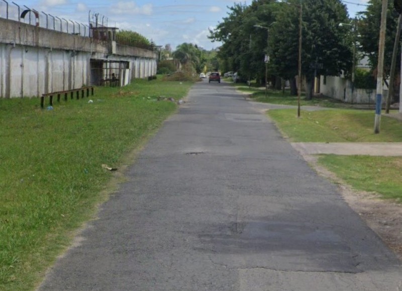 Calle 9 en su lateral de la Unidad Penitenciaria