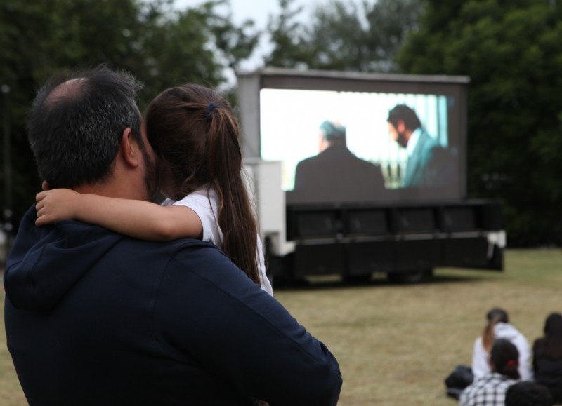 Este jueves se proyecta ET en el Cine Móvil de Meridiano V