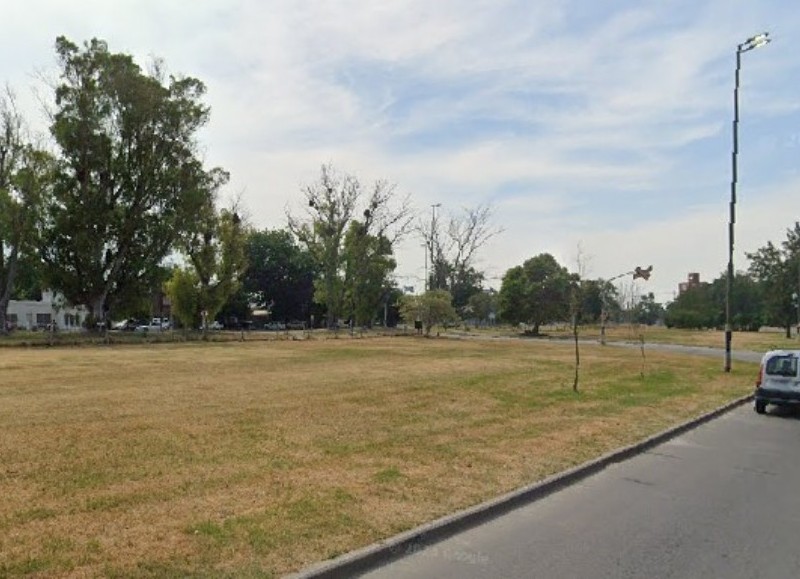 Quejas por un paseo de la zona a oscuras