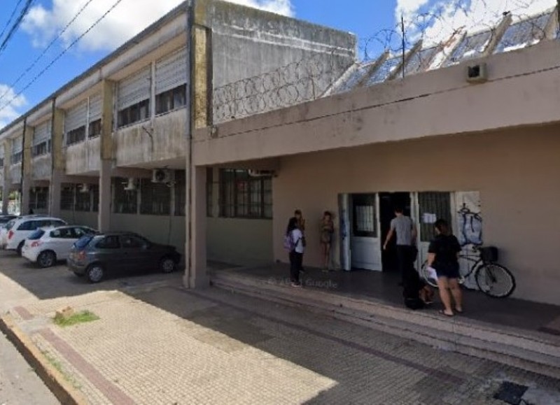 Conmoción por la adolescente de 15 años intentó quitarse la vida en la Técnica 5