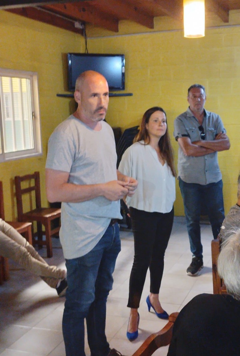 Marcelo Leguizamón, Lucia Barbier y el delegado Carlos Vaccaro