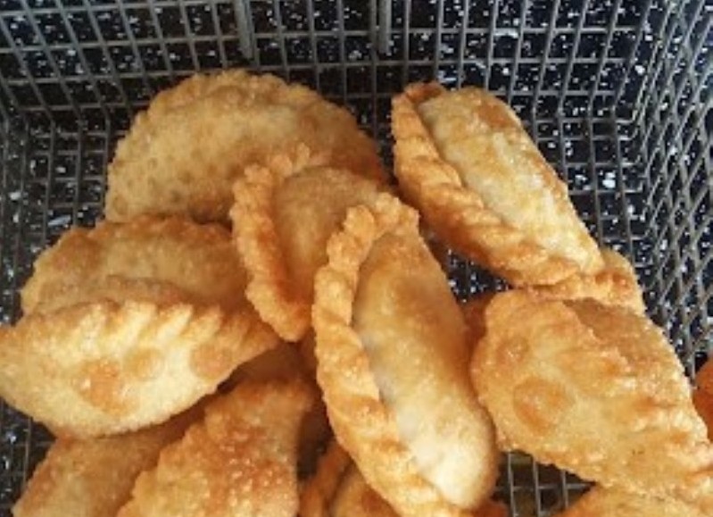 Hoy el día se da para pedir empanadas salteñas de Bárbara y David
