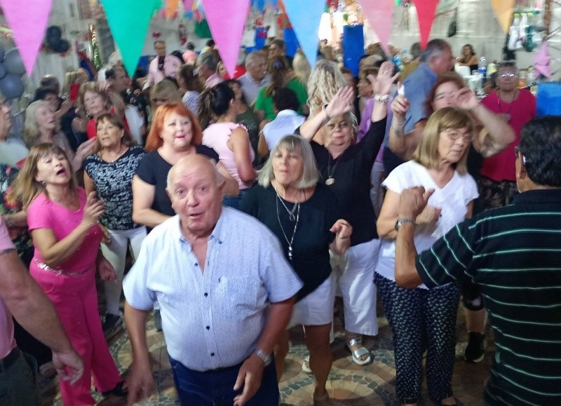 El sábado 14 se arma el baile en Villa Vieyra