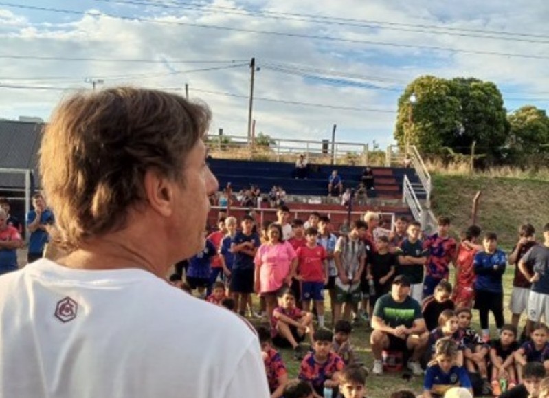 El Profe Luis Martín estuvo en La Plata FC en Gonnet