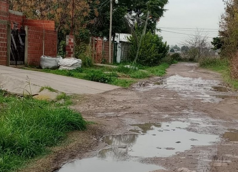 Vecinos de Altos de San Lorenzo presos en sus hogares por la situación de calle 14