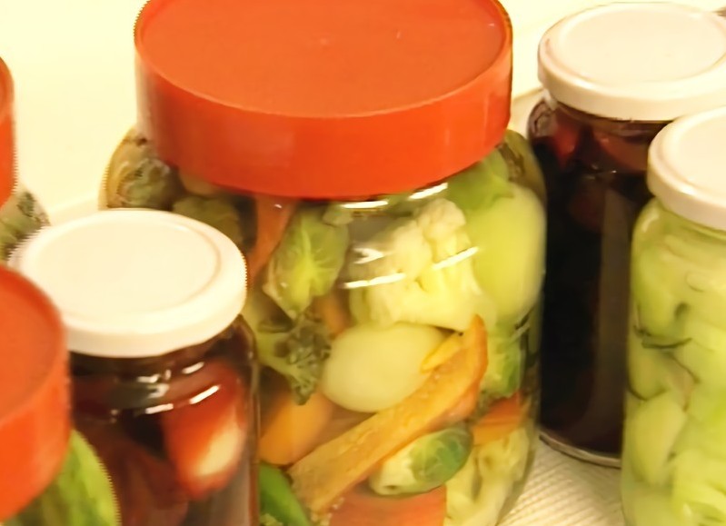 Hicimos pikles caseros y te contamos la receta: La redacción de festejo