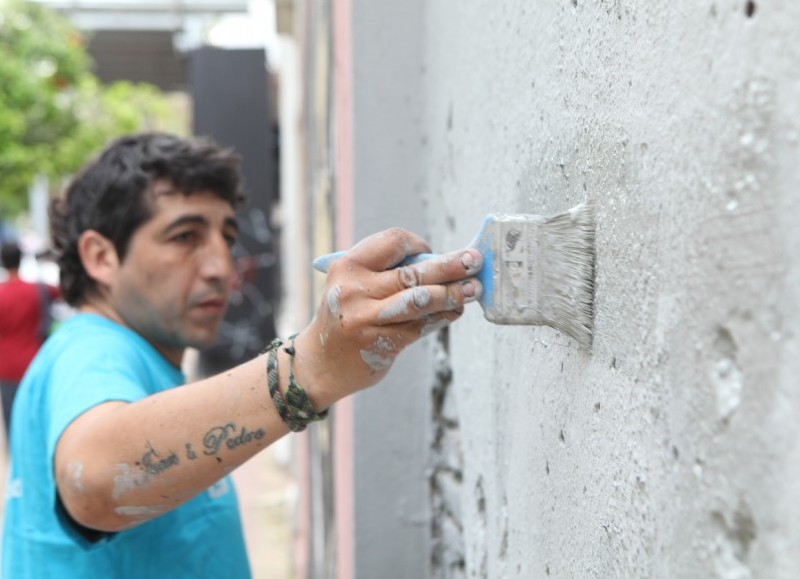 "Ciudad Limpia": la Municipalidad puso en valor más de 8 mil fachadas, persianas y mobiliario