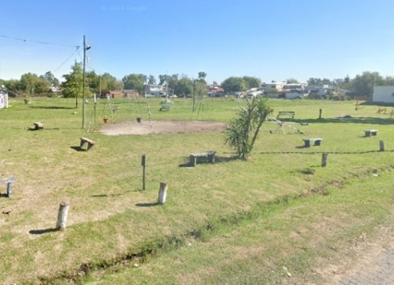 La Libertad Avanza reclama ante el abandono en una plaza de Altos de San Lorenzo