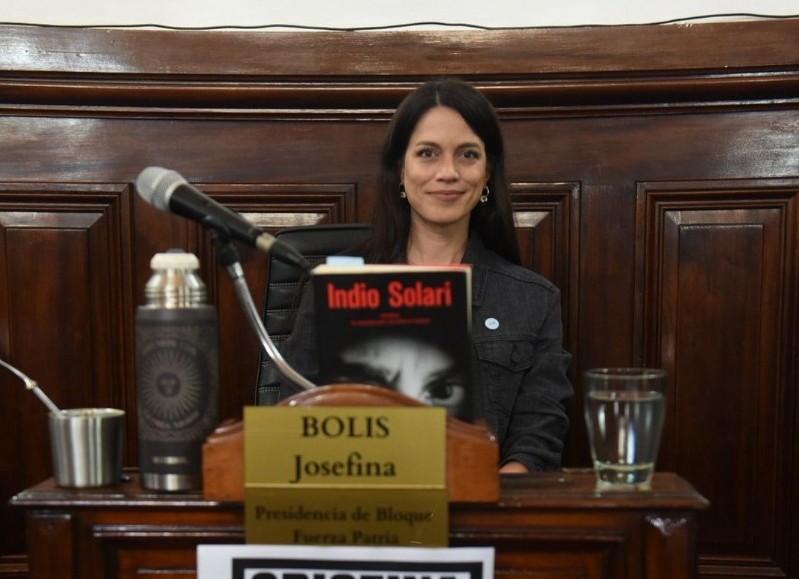 Josefina Bolis presentó un proyecto para respalda a Cristina Kirchner que fue tratado en el Concejo
