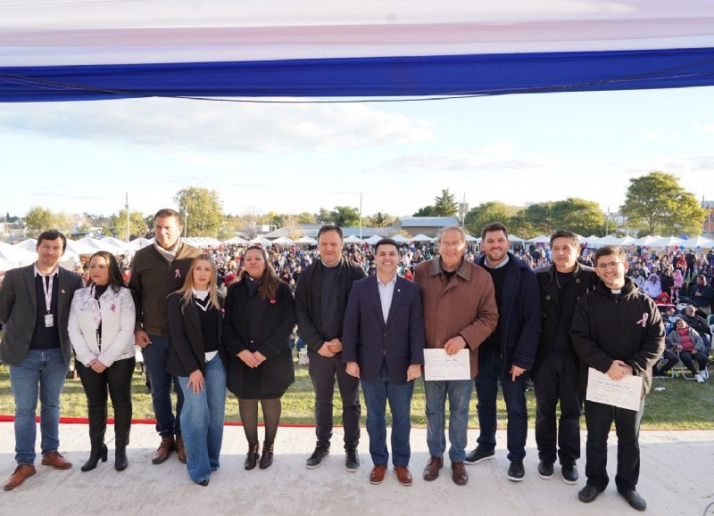 La colectividad paraguaya vivió una jornada cultural y comunitaria por sus 215 años de independencia