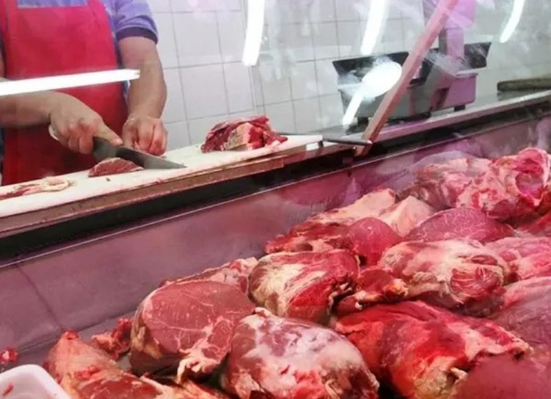 Un nuevo aumento de la carne ya se siente en carnicerías de la zona