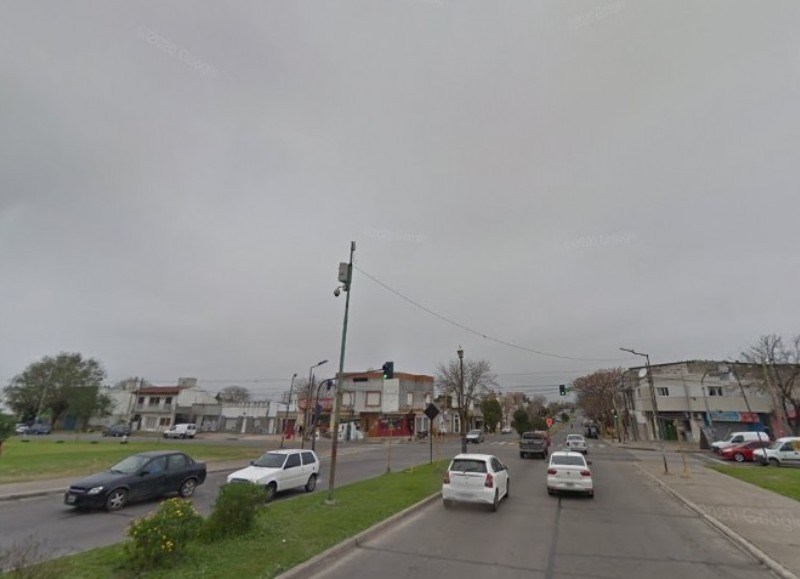 Vecina de avenida 1 entre 72 a 78 pide por mejoras en su barrio