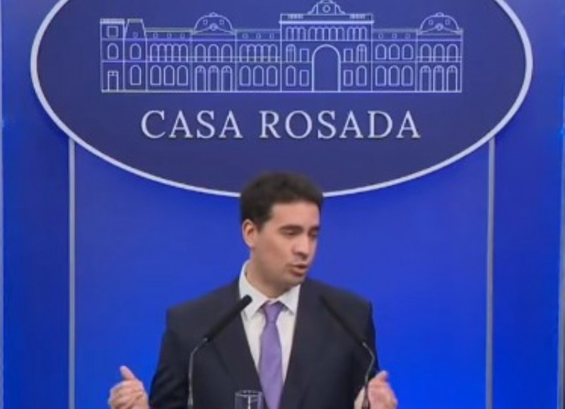 Si no podes pagar abrigate: Adrián Ravier justificó las quitas de subsidios que encarecen las facturas