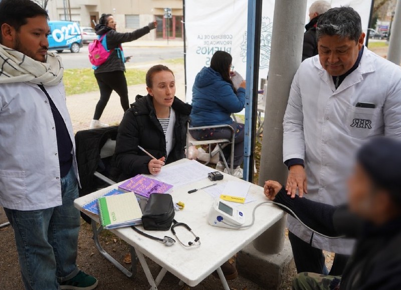 Municipio, Provincia y organizaciones sociales reforzaron la asistencia a personas en situación de calle