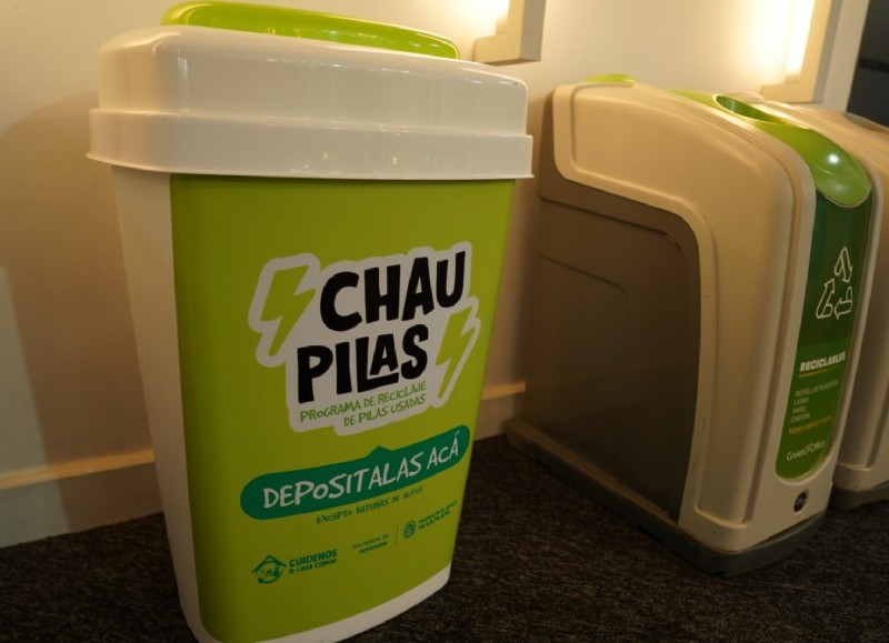 Gestión ambiental: el CAM incorporó un contenedor para depositar pilas usadas