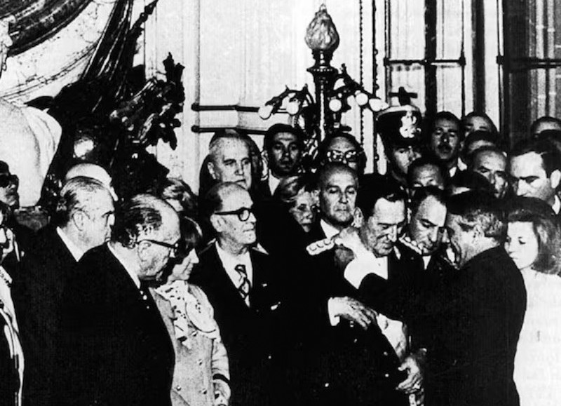 El peronismo platense se reúne en la Iglesia San Francisco para recordar a Perón