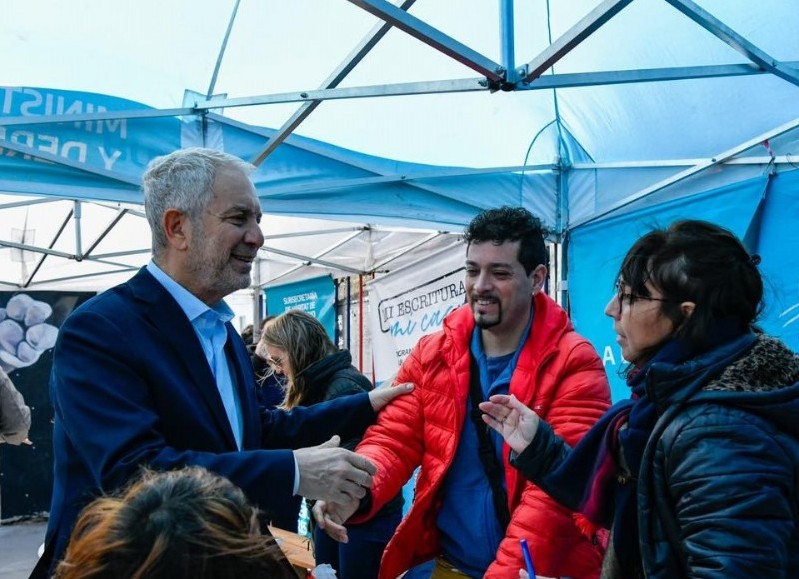 Villa Elvira primera en la agenda de Julio Alak