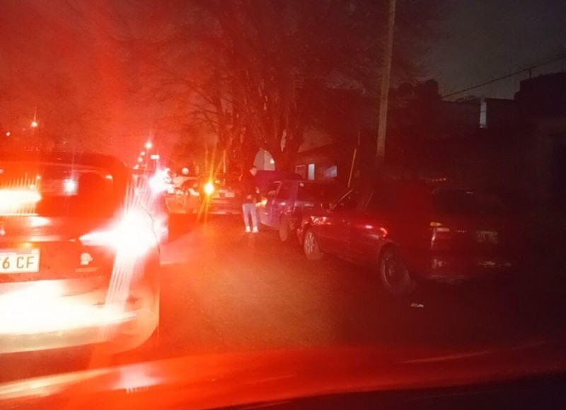 19 y 72: Complicado cruzar en horas pico por la cola para cargar GNC