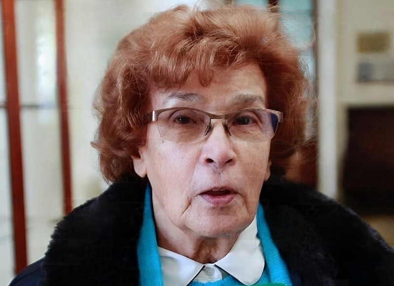 Reconocimiento post morten a docente del Colegio Nacional de La Plata