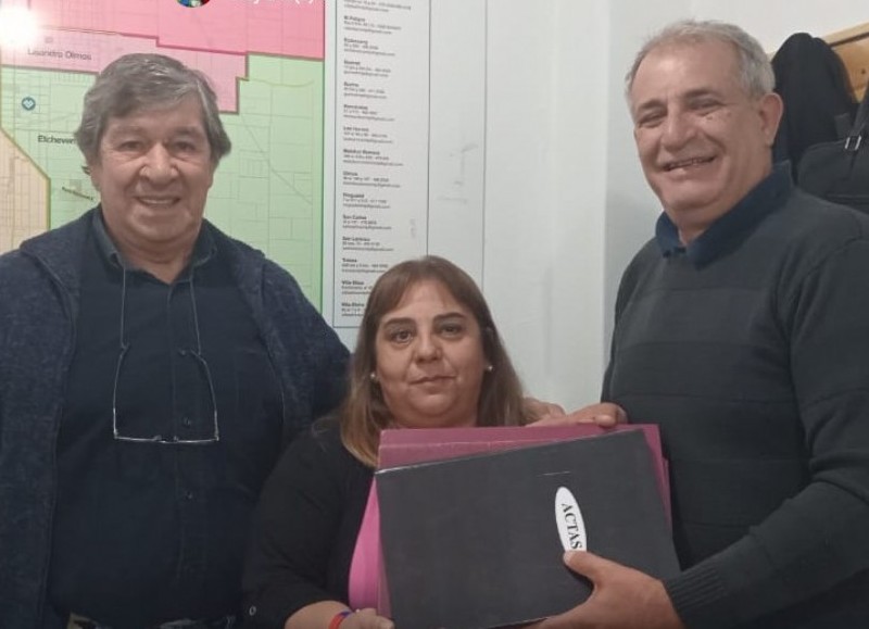 El Club Provincia después de dos años pudo regularizar su situación con Juridicas: Recibieron los libros institucionales