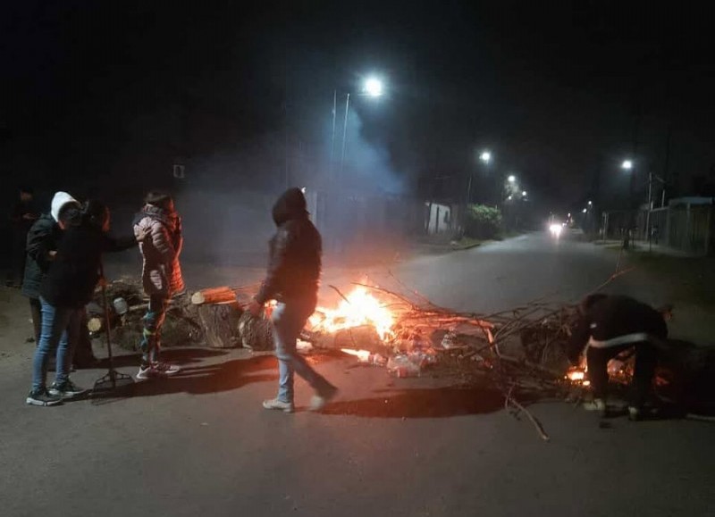 Corte de calle en 117 y 93, lunes por la noche