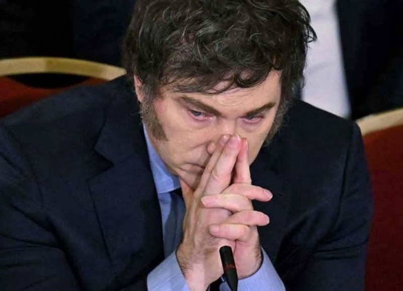 El Gobierno nacional busca frenar un paro de colectivos y convocó a las empresas