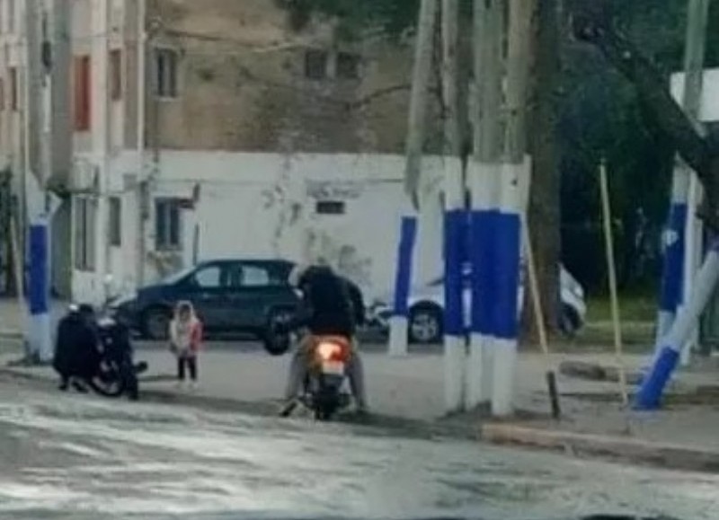 Una pérdida de agua y las heladas crean una trampa para los vecinos de UPCN