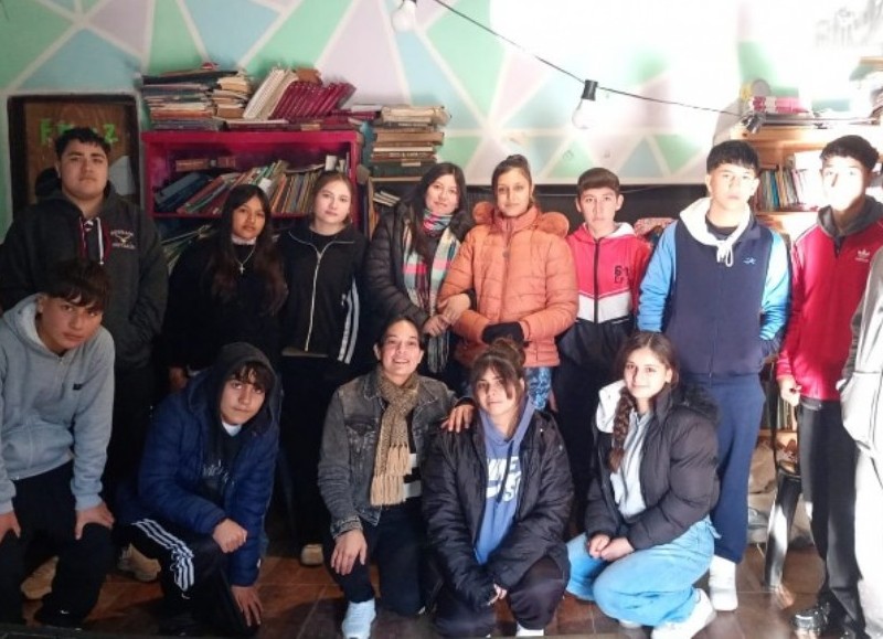 Altos de San Lorenzo y Villa Elvira fueron visitados por el programa de prevención y asistencia de adicciones