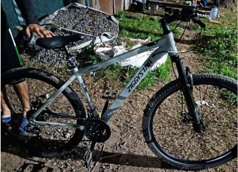 Fue a comprar y le robaron la bicicleta en Altos de San Lorenzo