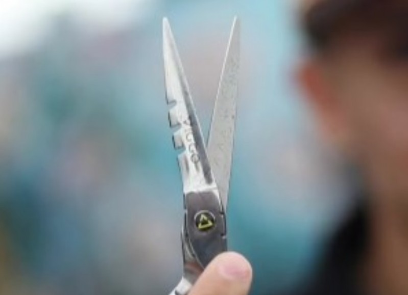 Barberos cortarán el pelo de manera gratuita el domingo en Aeropuerto