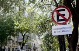 No se puede estacionar sobre 54 en el centro