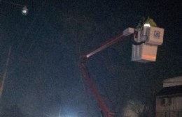 Repararon las luminarias de 5 y 92
