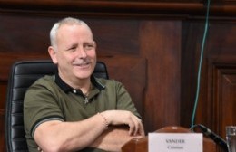 Concejal se despidió presentando un proyecto de ordenanza que regule las plataformas de transporte