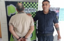 Policía hospitalizado luego de un conflicto entre vecinos