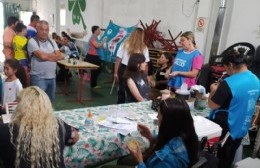 Gran respuesta de vecinos de Aeropuerto a la jornada de salud en el Amanecer de los Abuelos