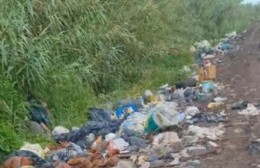 Altos de San Lorenzo: Quejas por un basural creado por malos vecinos