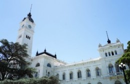 Adelantan el pago de los haberes de diciembre para los municipales de La Plata y confirman la fecha de pago del aguinaldo