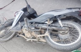 Un adulto que circulaba en bicicleta murió tras un accidente en Los Hornos
