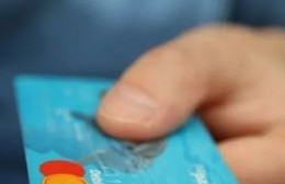 Pagar con débito es igual al pago en efectivo