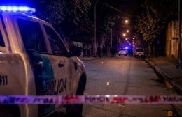 Berisso: Quiso evitar una discusión y lo corrieron a los tiros en el barrio El Carmen