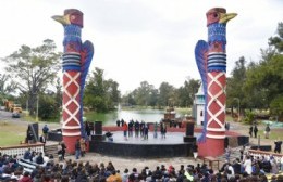 Alak participó de la jura ambiental que hicieron más de mil alumnos de escuelas platenses
