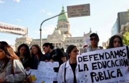 Docentes universitarios pararán cuatro días
