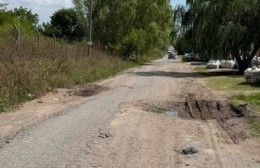 Preocupa a los vecinos el estado de 610 entre Villa Elvira y San Lorenzo
