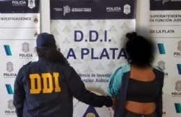 Atrapan a una mujer buscada por tráfico de drogas en ADSL