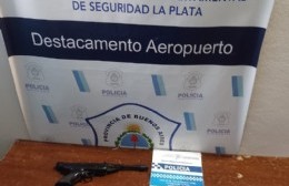 Una discusión vecinal terminó con un detenido por amenazas en Aeropuerto