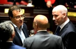 El senado bonaerense reconoció los aniversario de cuatro localidades platenses